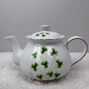 Vintage Ganz Shamrock Teapot-From the “Bell Casa by Ganz” Collection